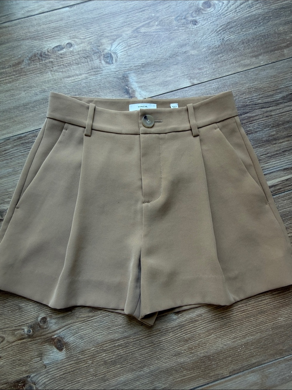 Vince Camel Pleated High-Waist Women's Shorts 0